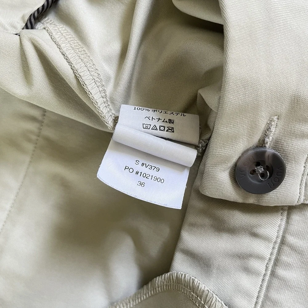 Vuori Meta Shorts Mens 36 Cream Performance Chino Stretch Golf